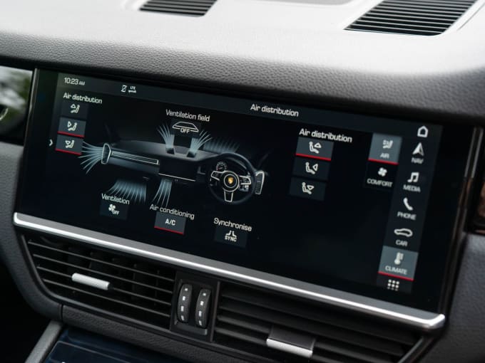 2025 Porsche Cayenne
