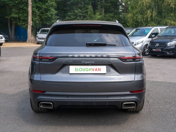 2025 Porsche Cayenne