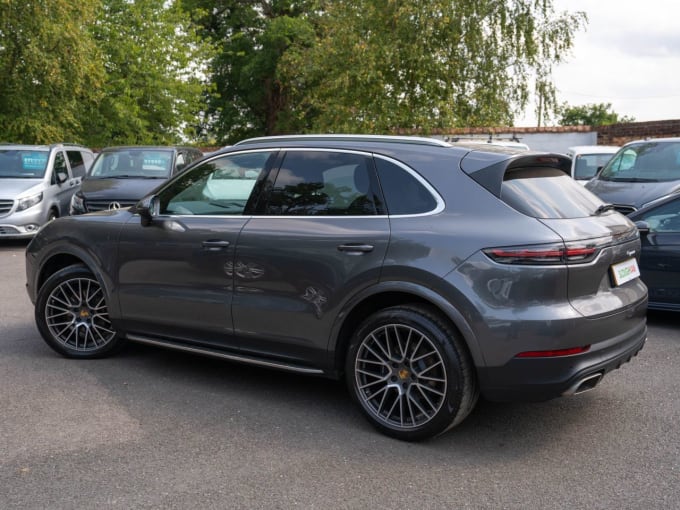 2025 Porsche Cayenne