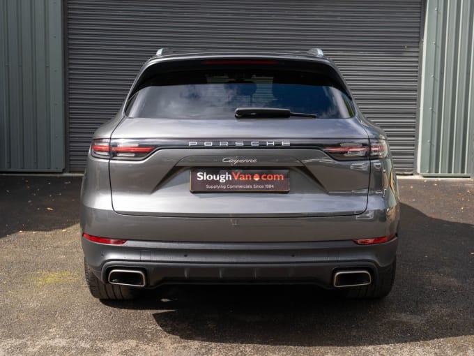 2025 Porsche Cayenne