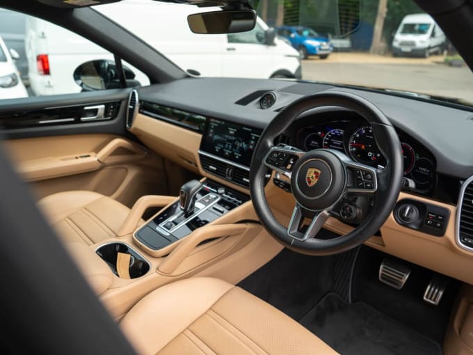 2025 Porsche Cayenne