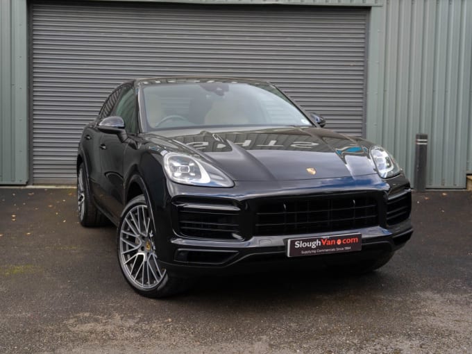 2025 Porsche Cayenne