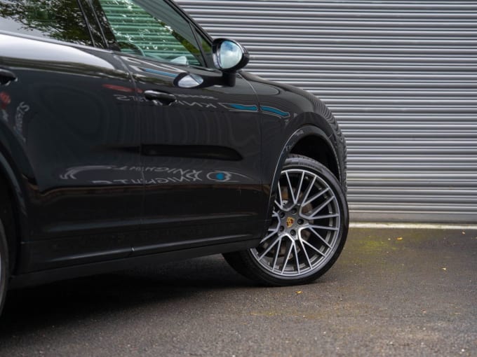 2025 Porsche Cayenne