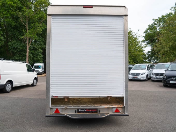 2025 Renault Master