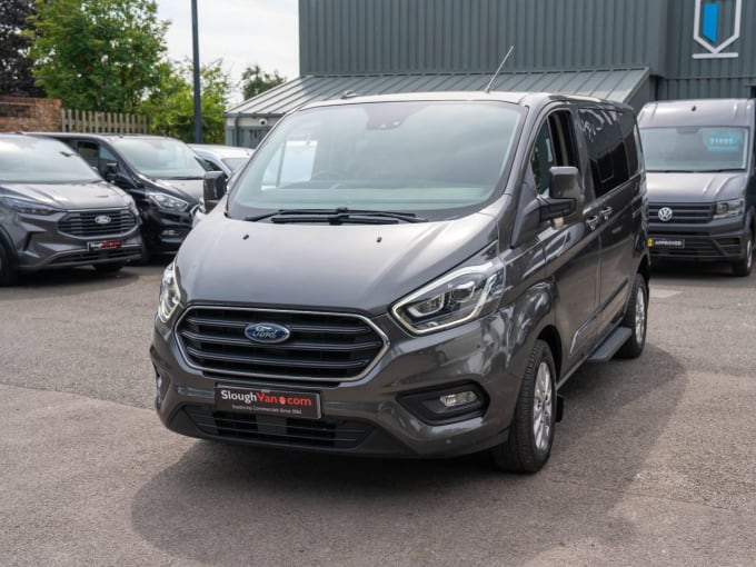 2025 Ford Transit Custom