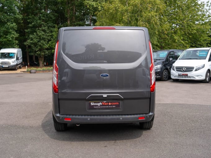 2025 Ford Transit Custom