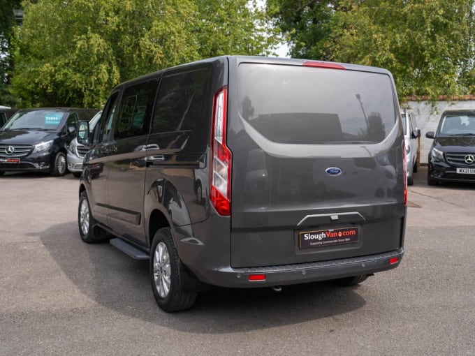 2025 Ford Transit Custom