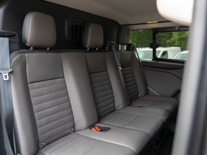 2025 Ford Transit Custom