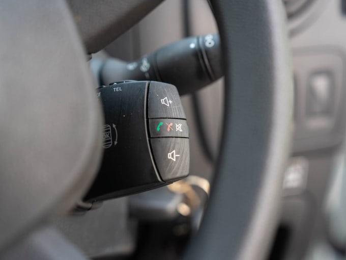 2025 Renault Master