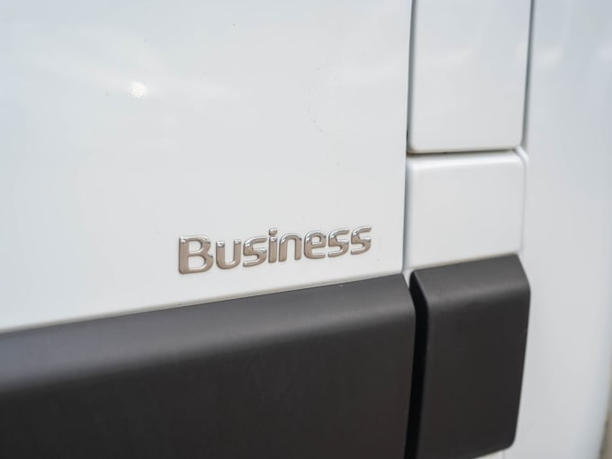 2025 Renault Master
