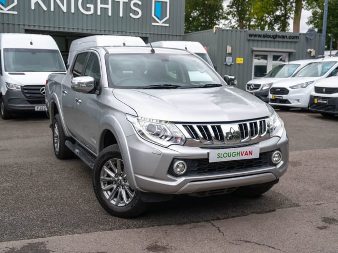 2025 Mitsubishi L200