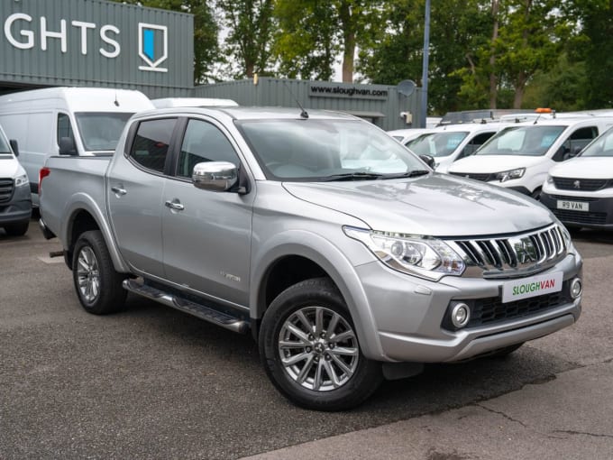 2025 Mitsubishi L200