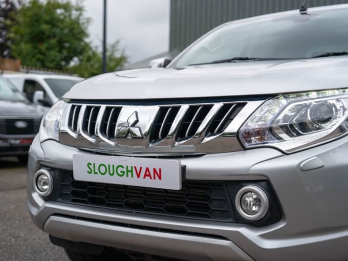2025 Mitsubishi L200