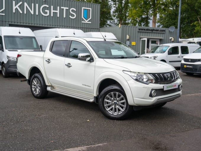 2025 Mitsubishi L200