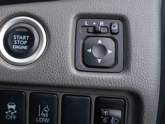2025 Mitsubishi L200