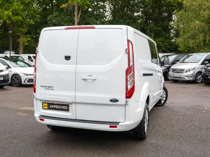 2023 Ford Transit Custom