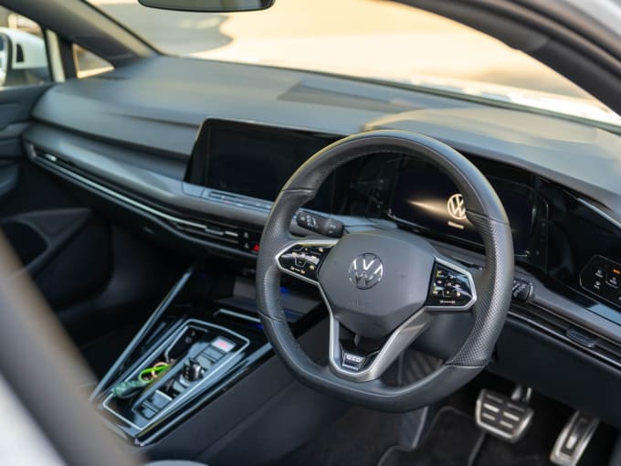 2024 Volkswagen Golf