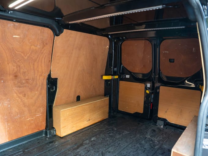 2023 Ford Transit Custom