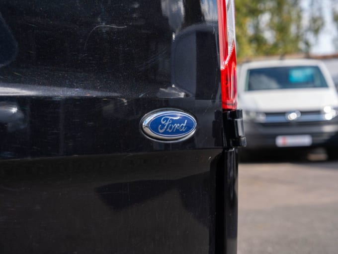 2023 Ford Transit Custom