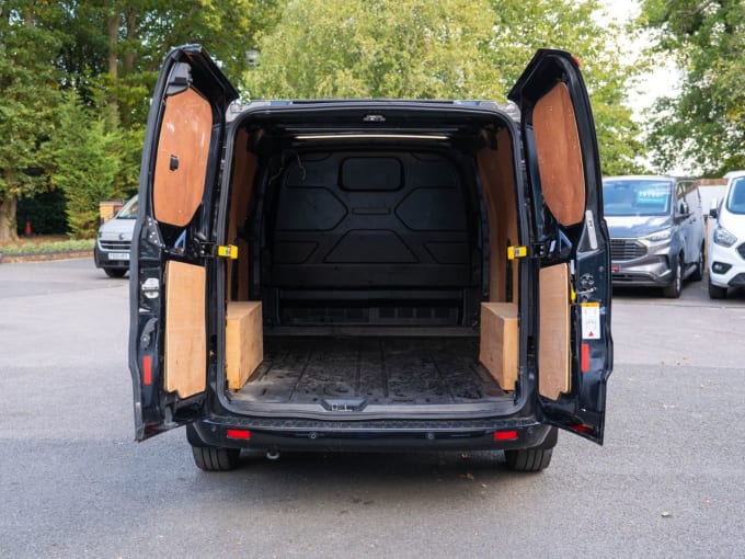 2023 Ford Transit Custom
