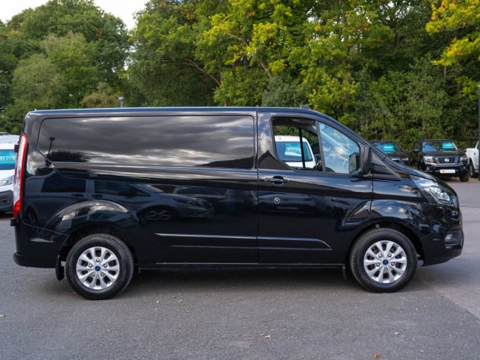 2023 Ford Transit Custom