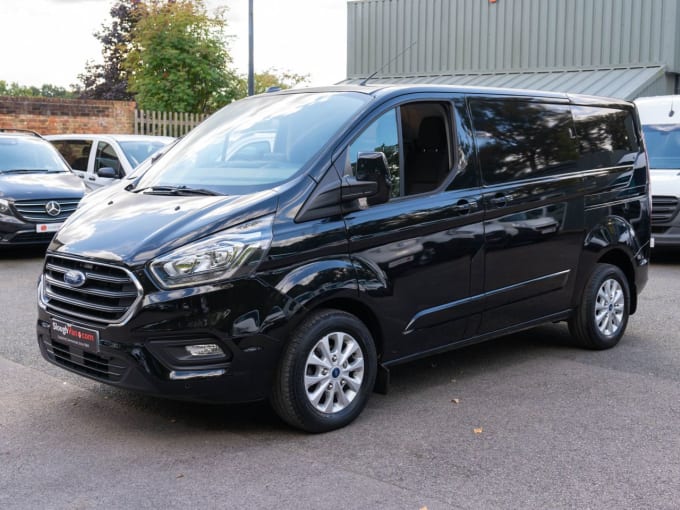 2023 Ford Transit Custom