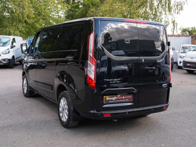 2023 Ford Transit Custom