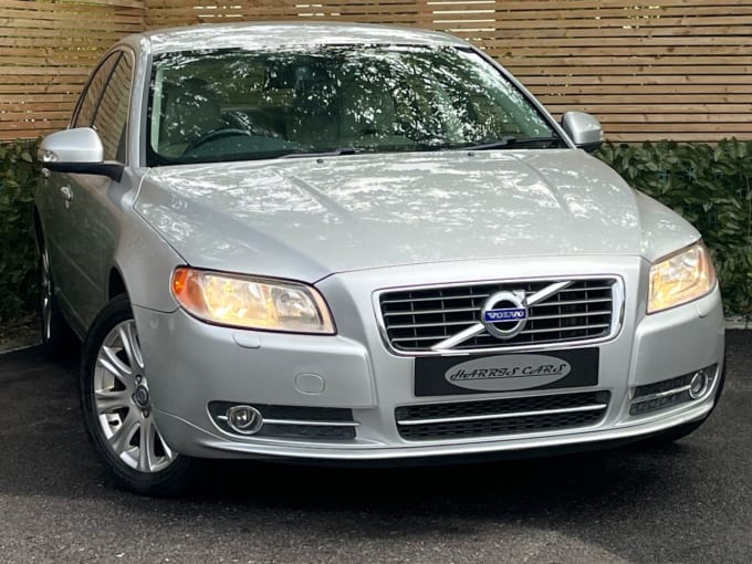 2025 Volvo S80