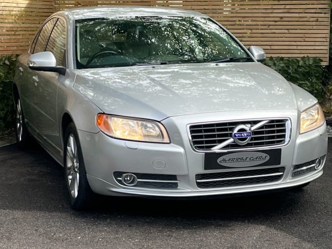 2025 Volvo S80