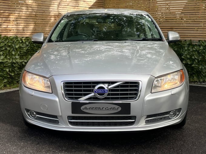 2025 Volvo S80