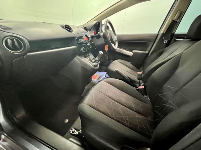 2025 Mazda Mazda2