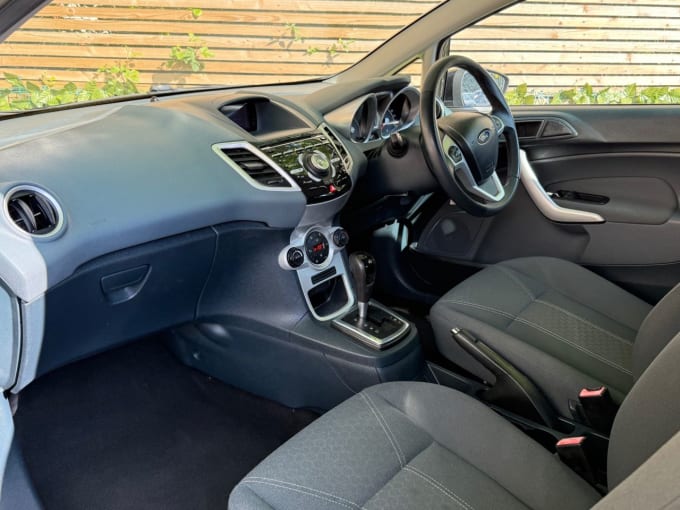 2025 Ford Fiesta