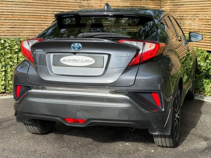2025 Toyota C-hr