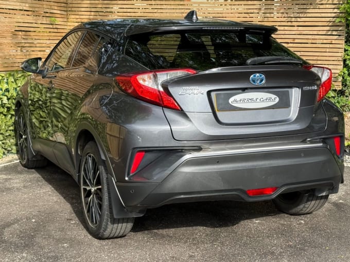 2025 Toyota C-hr
