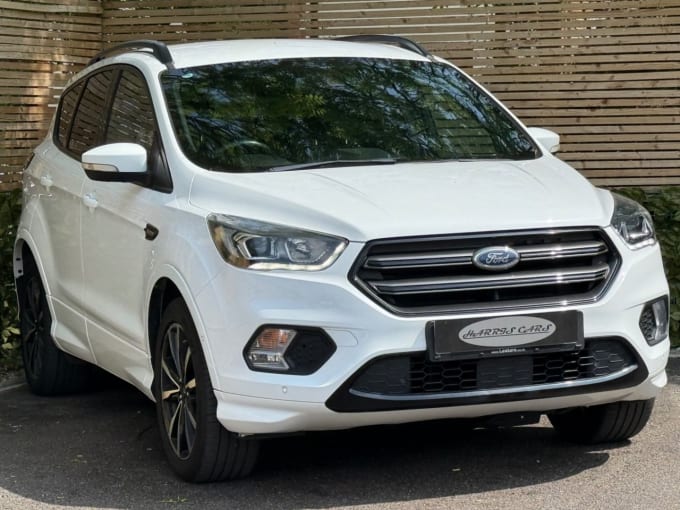 2025 Ford Kuga