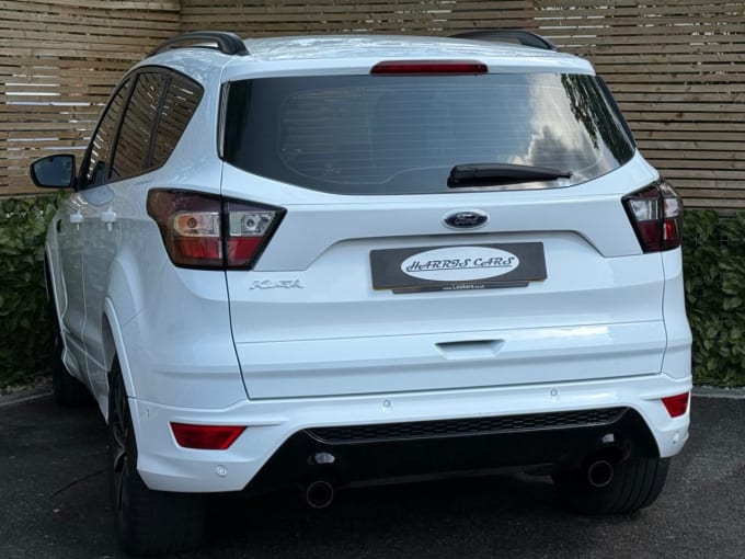 2025 Ford Kuga