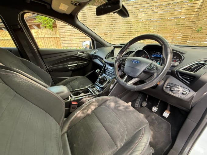 2025 Ford Kuga
