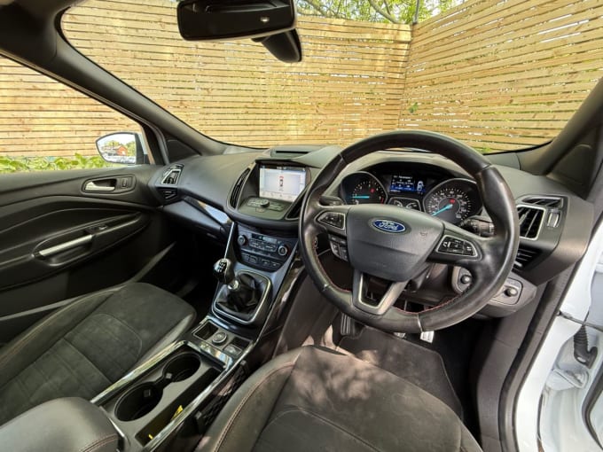 2025 Ford Kuga