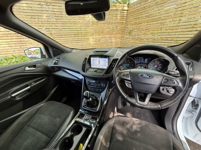 2025 Ford Kuga