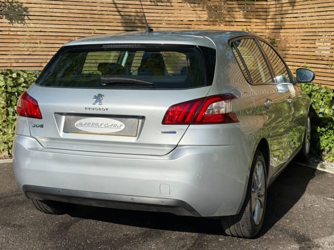 2025 Peugeot 308