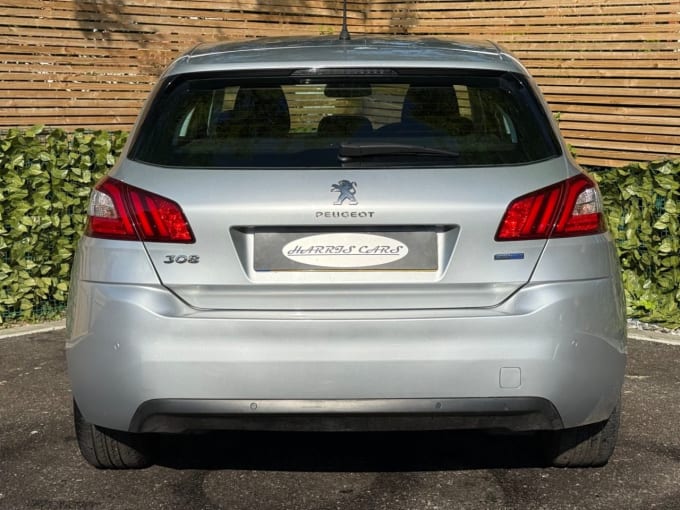 2025 Peugeot 308