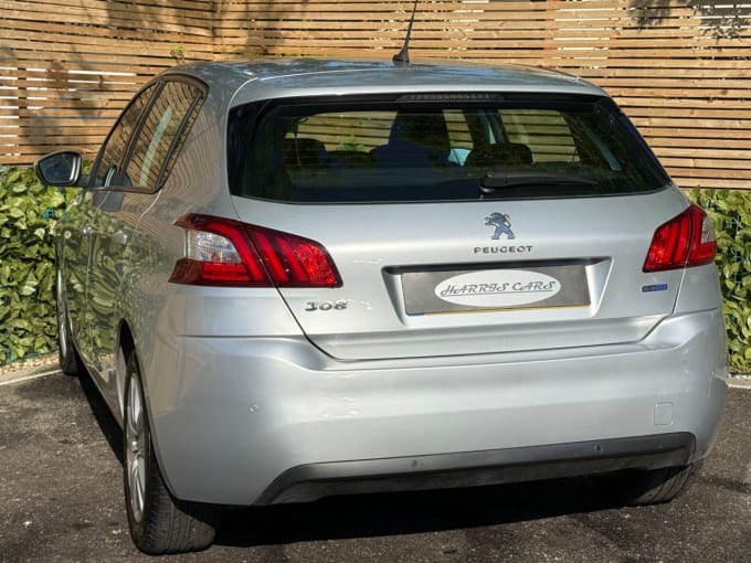 2025 Peugeot 308