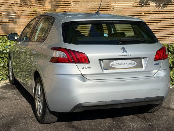 2025 Peugeot 308