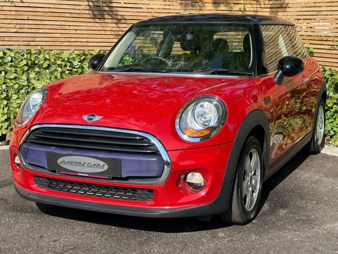 2025 Mini Hatch