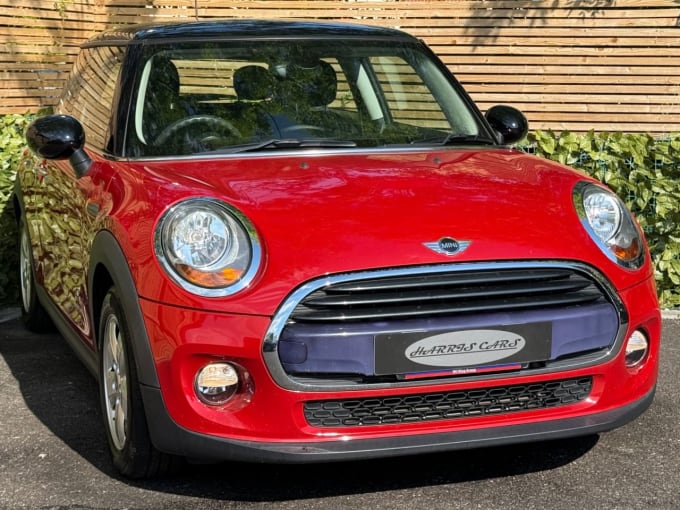 2025 Mini Hatch