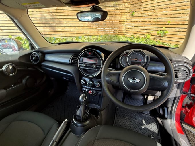 2025 Mini Hatch