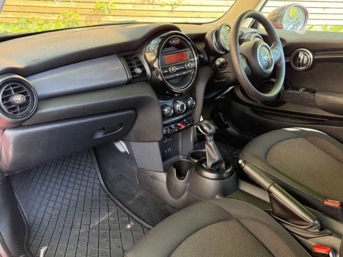 2025 Mini Hatch