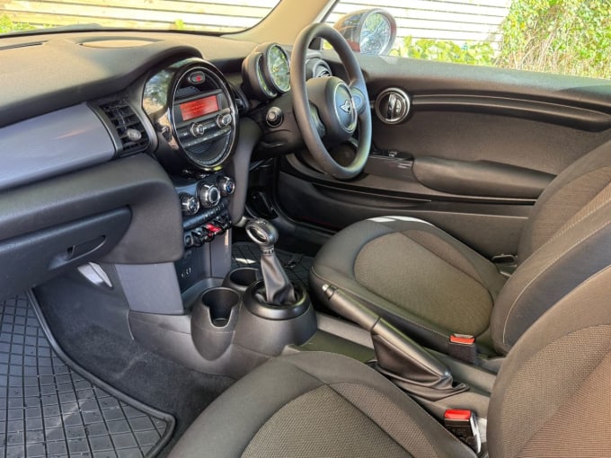 2025 Mini Hatch