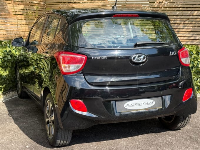 2025 Hyundai I10