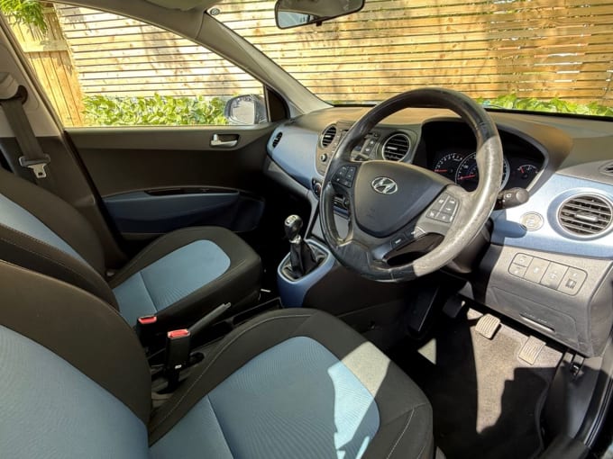 2025 Hyundai I10